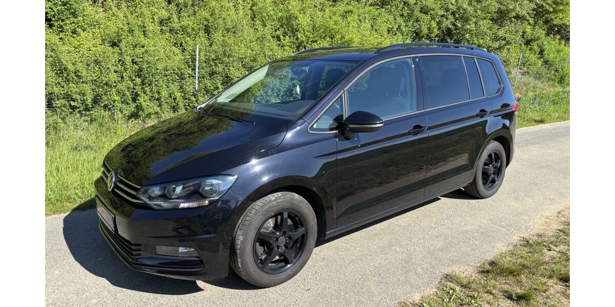 VW Touran 96.000 km 17.000 &euro; Traitsching 93455