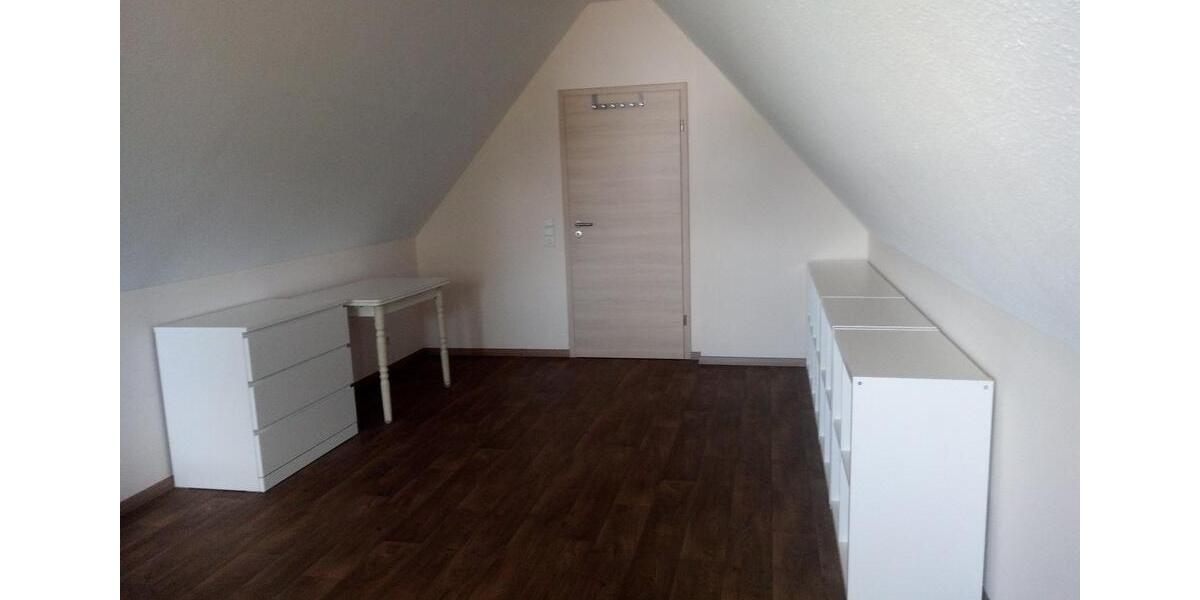 2 Zi-Whg an WE-Heimfahrerin bzw. Referendarin zu vermieten 2 zimmer