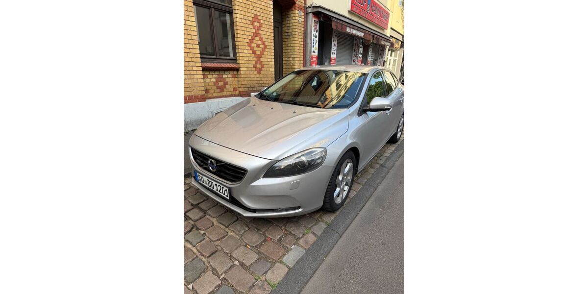 Volvo V40 251.000 km 7.500 &euro; Bad Honnef 53604