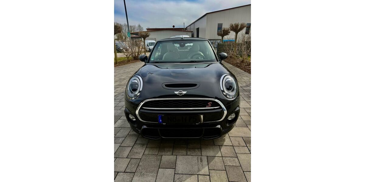 Mini John Cooper Works Cabrio 57.500 km 19.999 &euro; Deiningen 86738
