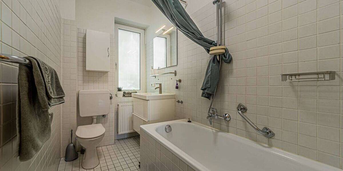 Etagenwohnung Frankfurt am Main Westend-Süd - 2 Zimmer, 68 m&sup2;, 1.790&euro; | Angebot:26840617