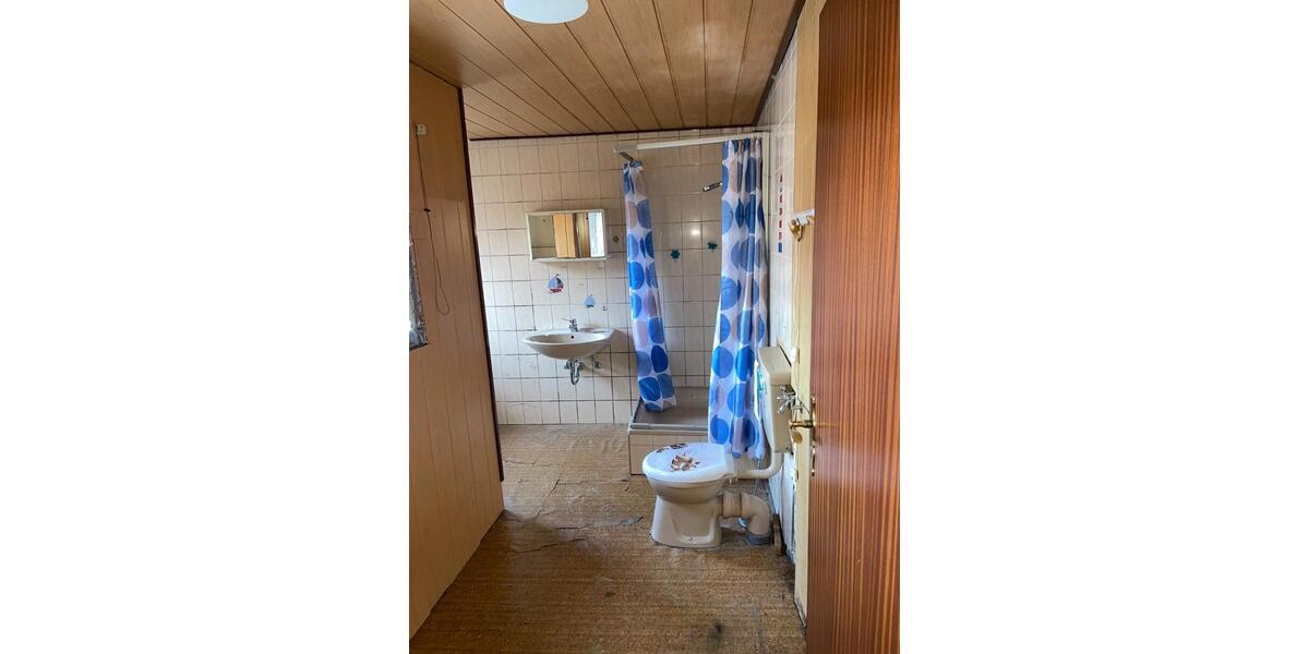 Reihenhaus Sömmerda - 6 Zimmer, 140 m&sup2;, 980&euro; | Angebot:25055728
