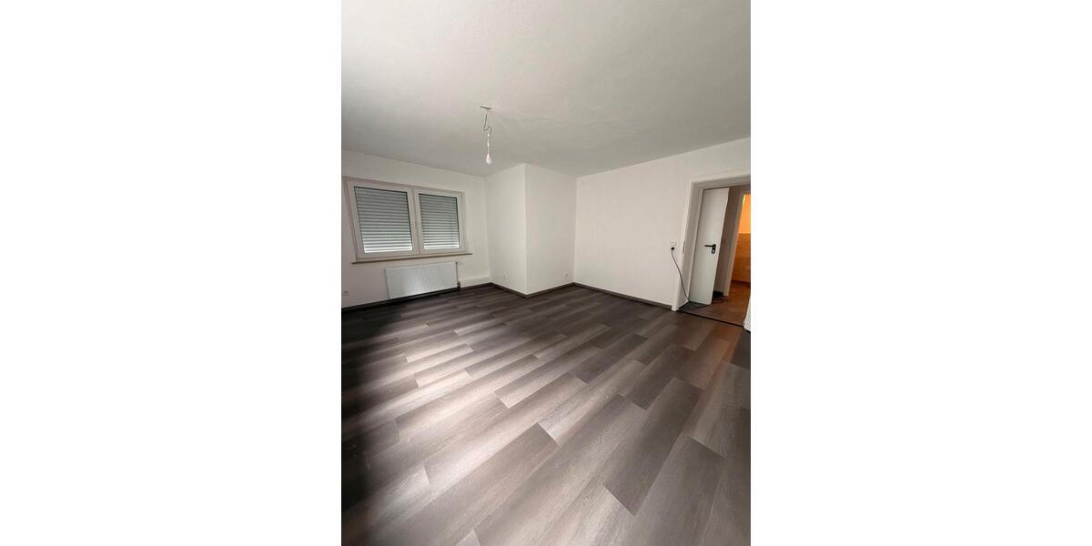 Erdgeschoßwohnung Trier Kürenz - 2 Zimmer, 78 m&sup2;, 900&euro; | Angebot:26566088