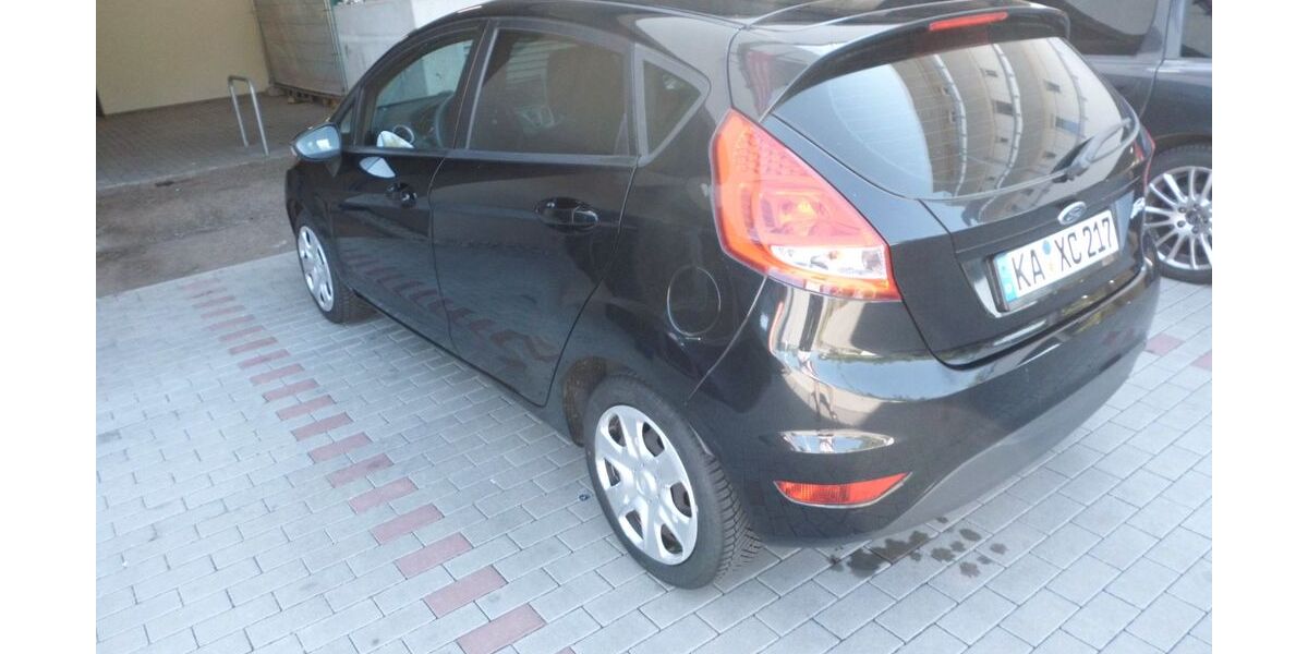 Ford Fiesta 165.000 km 3.150 &euro; Karlsruhe-Eggenstein 76344