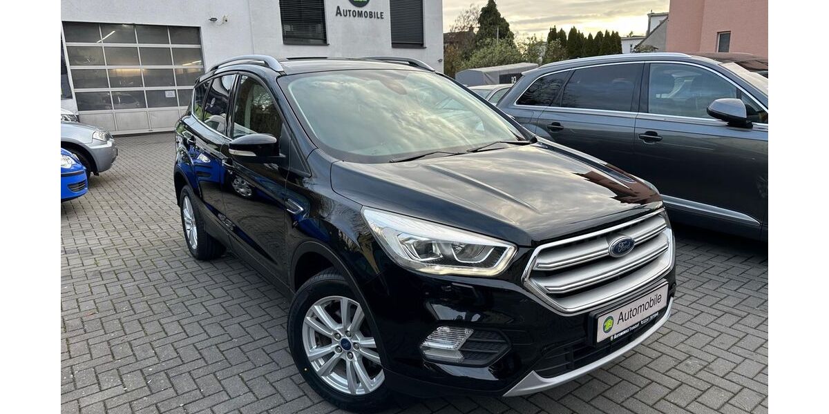 Ford Kuga 94.040 km 13.999 &euro; Troisdorf 53840