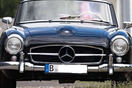 Mercedes-Benz 190 4.653 km 155.000 &euro; Berlin, Stadt 13599