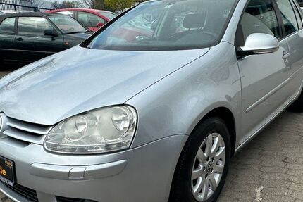 VW Golf 131.000 km 5.490 &euro; Hamburg 20537