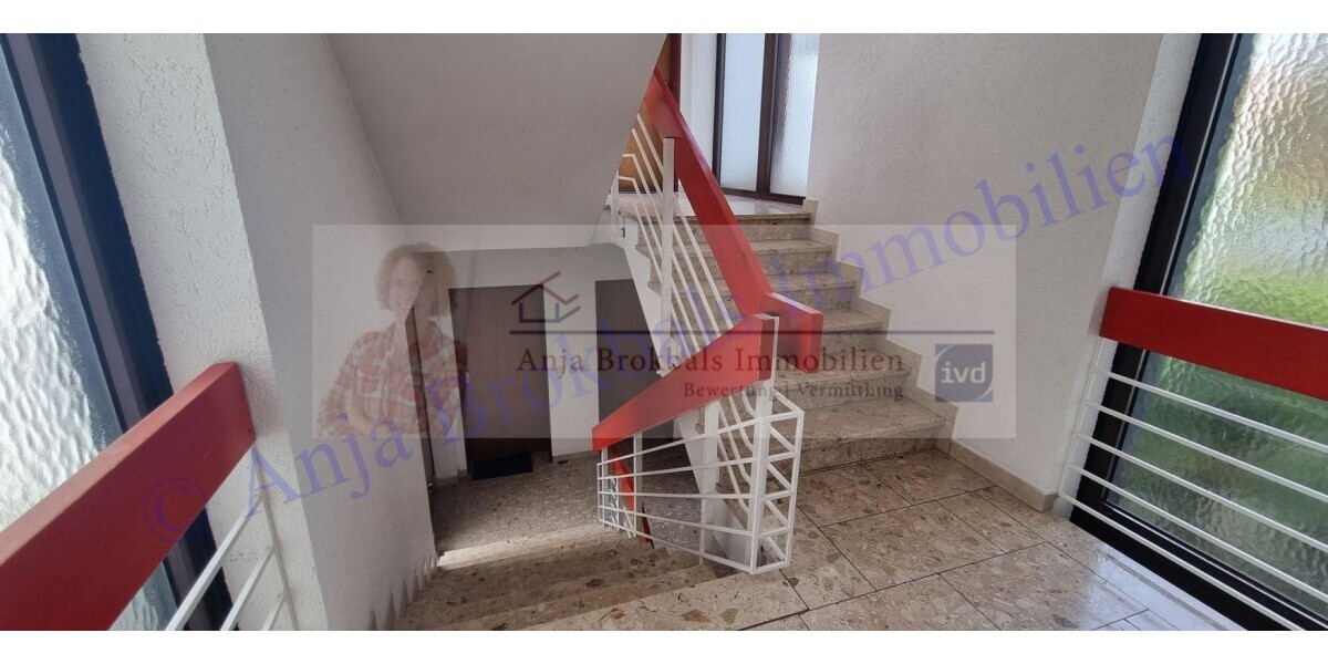 Ruhige Citylage GT: Geräumiges Apartment mit großem Balkon und Stellplatz - für Käufer provisionsfrei - 1- Gütersloh | Angebot:20189855