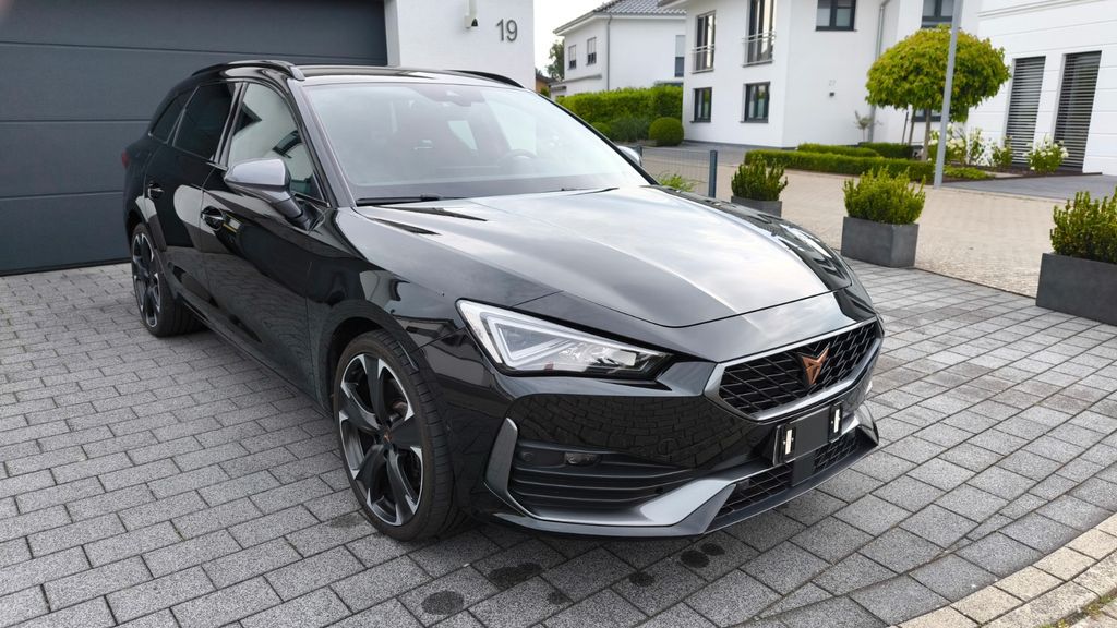 Cupra Leon 56.300 km 24.400 &euro; Bielefeld 33719