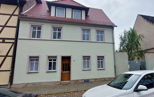 Haus zum Kaufen in Aken 135.000 € 194 m²