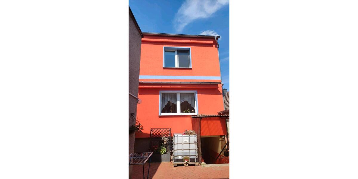 Schönes Ein Zweifamilienhaus in Baalberge 9 zimmer