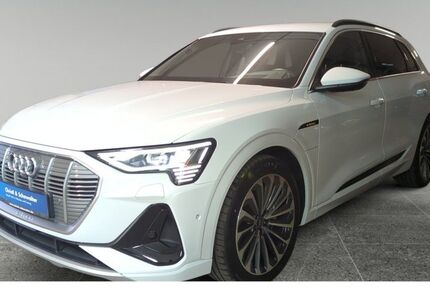 Audi e-tron 53.900 km 39.988 &euro; München 81476