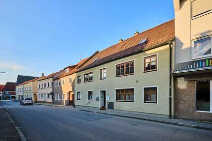 Haus zum Kaufen in Geiselhöring 450.000 € 415.8 m² 10 zimmer