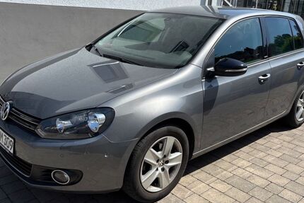 VW Golf 83.000 km 7.500 &euro; Heyerode 99988