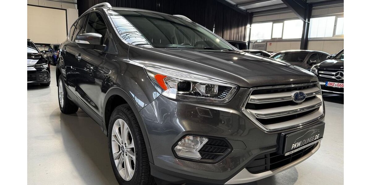 Ford Kuga 81.000 km 12.690 &euro; Grasberg 28879