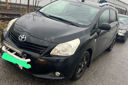 Toyota Corolla Verso 212.000 km 2.999 &euro; Hamburg 20097