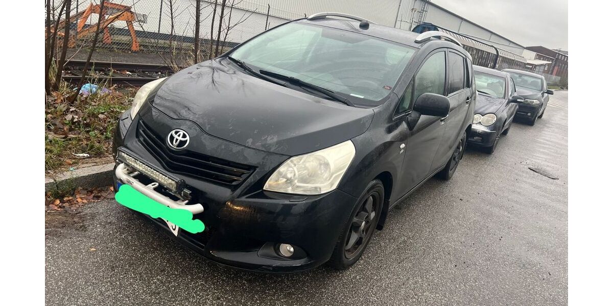 Toyota Corolla Verso 212.000 km 2.999 &euro; Hamburg 20097