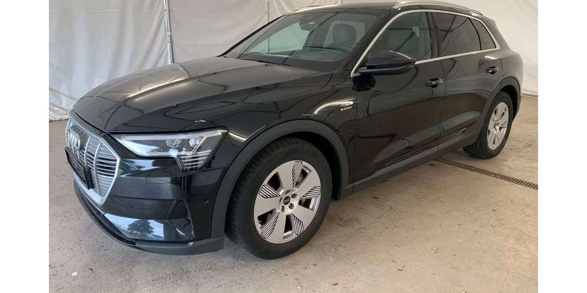 Audi e-tron 92.372 km 23.490 &euro; Herges-Hallenberg 98587