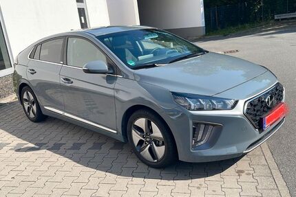 Hyundai IONIQ 117.000 km 18.500 € Frankfurt 65934