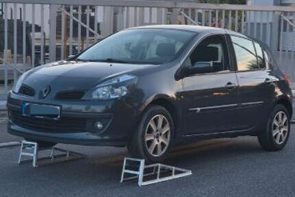 Renault Clio 160.000 km 2.999 € Günzburg 89312