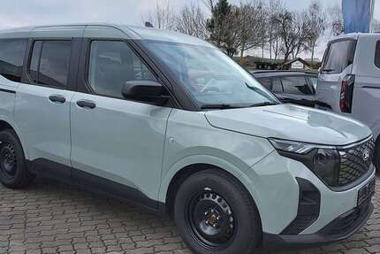 Ford Tourneo Courier 2.897 km 29.490 &euro; Wolferstadt 86709