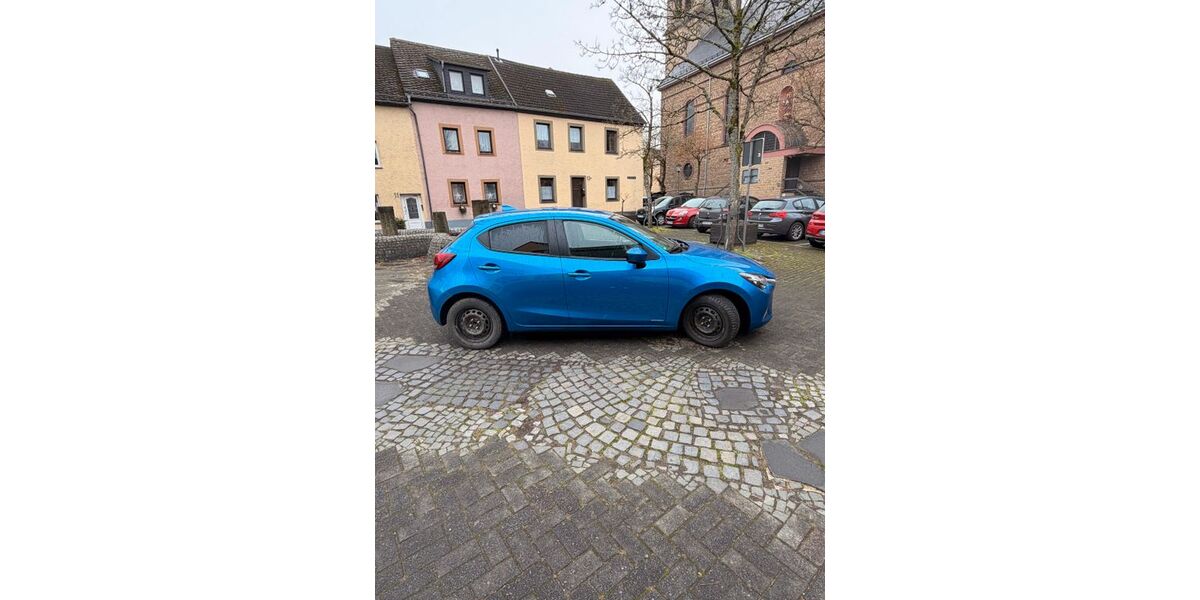 Mazda 2 65.000 km 12.500 &euro; Hillesheim 54576