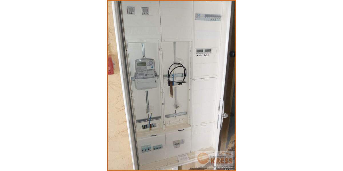 Einfamilienhaus Sinntal Mottgers - 8 Zimmer, 200 m&sup2;, 305.000&euro; | Angebot:24780950