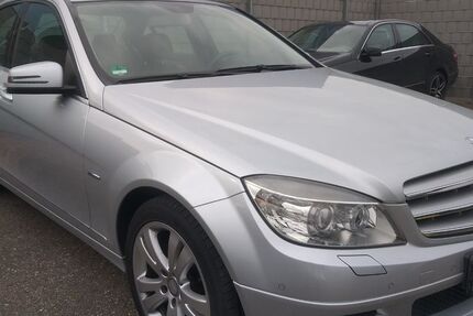 Mercedes-Benz C 180 197.137 km 8.300 &euro; Schwieberdingen/bei Stuttgart 71701