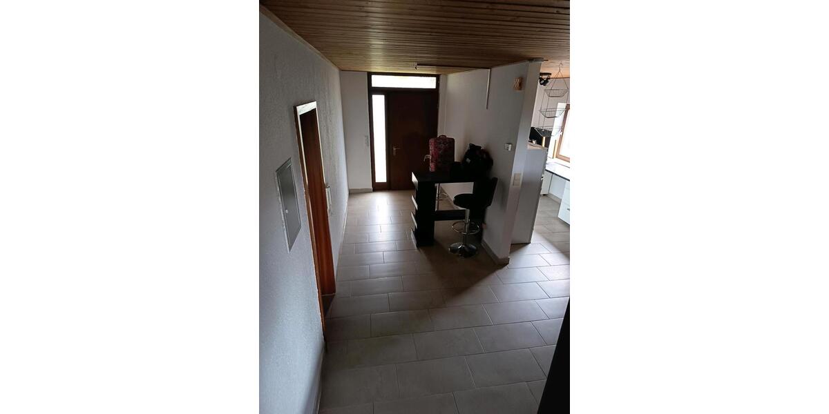 Etagenwohnung Reinheim - 3 Zimmer, 80 m&sup2;, 900&euro; | Angebot:25512380