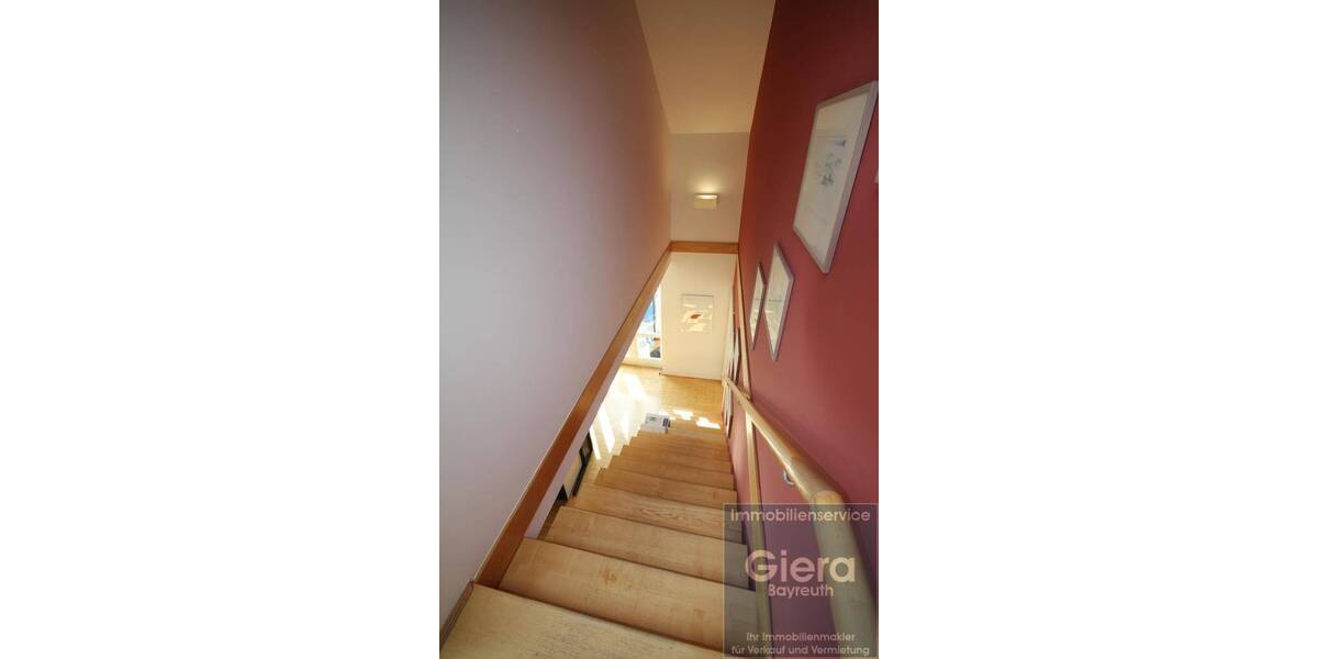 Gewerbeobjekt Warmensteinach - 5 Zimmer, 135 m&sup2;, 945&euro; | Angebot:25725807