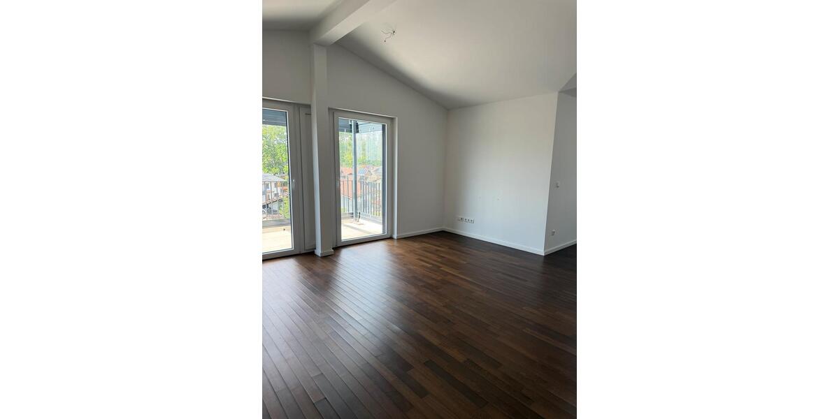 Dachgeschoßwohnung Kirchseeon - 2 Zimmer, 65 m&sup2;, 490.000&euro; | Angebot:26814276