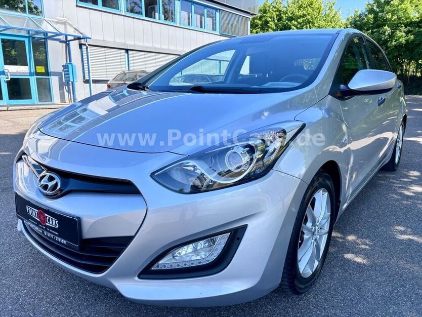 i30