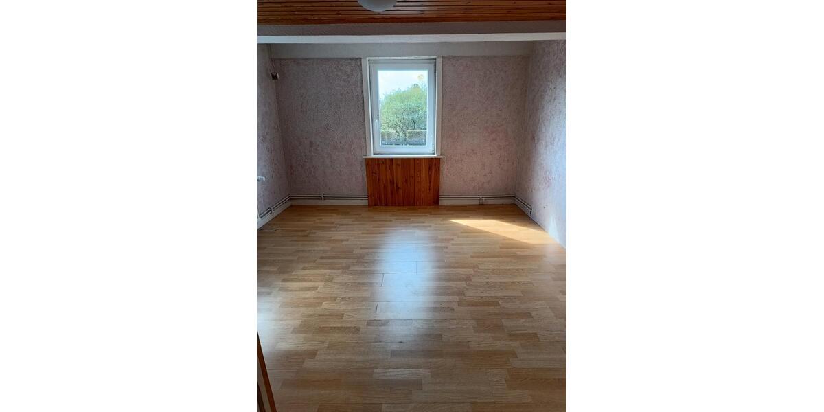 Mehrfamilienhaus, Wohnhaus Ilsede - 8 Zimmer, 198 m&sup2;, 155.000&euro; | Angebot:26416093