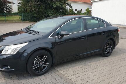 Toyota Avensis 280.000 km 3.899 &euro; Bremen 28309