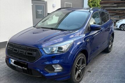 Ford Kuga 50.700 km 18.000 &euro; München 85221