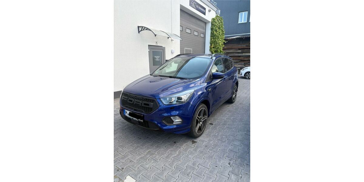 Ford Kuga 50.700 km 18.000 &euro; München 85221