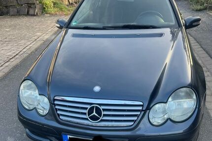 Mercedes-Benz C 180 220.000 km 1.900 &euro; Retzstadt 97282
