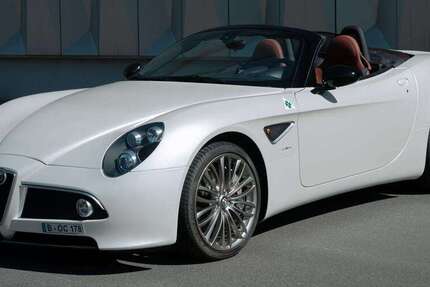 Alfa Romeo 8C