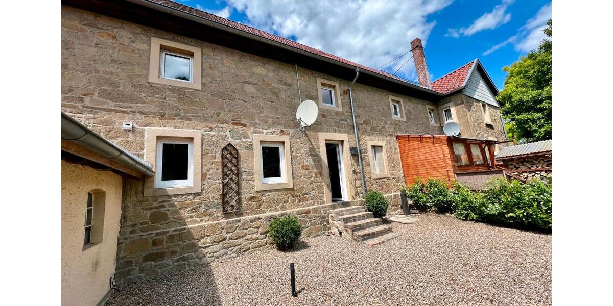 Einfamilienhaus Bad Salzuflen Ehrsen-Breden - 7 Zimmer, 250 m&sup2;, 2.000&euro; | Angebot:25982318