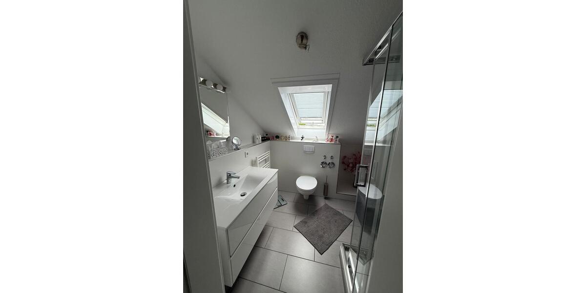 Dachgeschoßwohnung Stuttgart Mühlhausen - 2 Zimmer, 44 m&sup2;, 270.000&euro; | Angebot:26704900