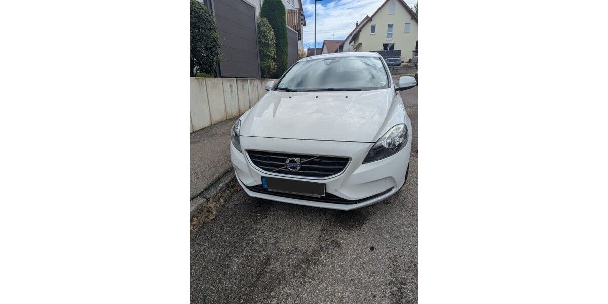 Volvo V40 115.500 km 10.500 &euro; Notzingen 73274