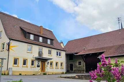 Haus zum Kaufen in Schöntal Oberkessach 195.000 € 250 m² 9 zimmer