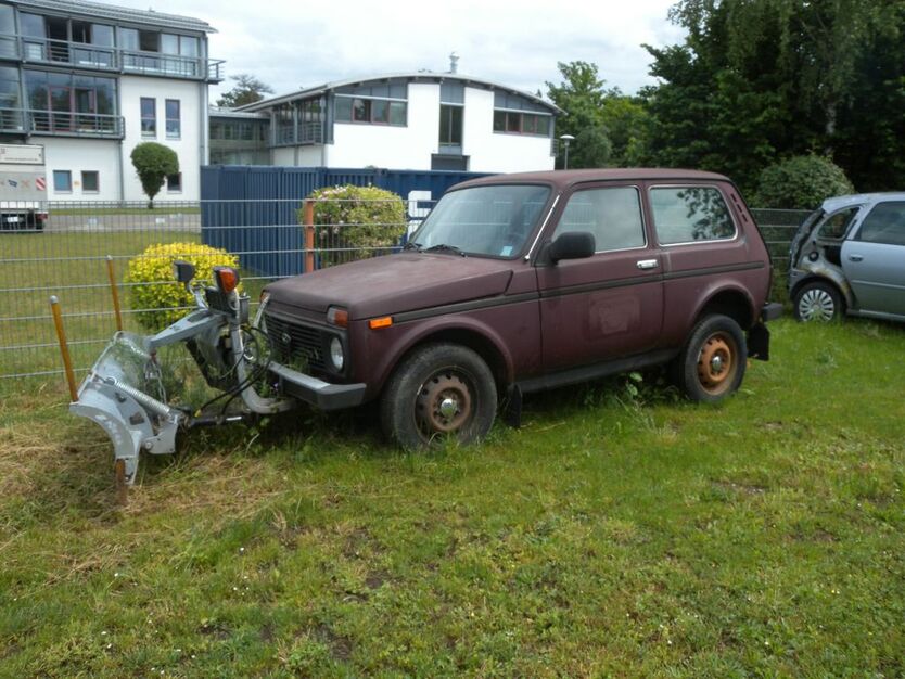 Lada Niva 82.800 km 4.999 € Fürstenfeldbruck 82256