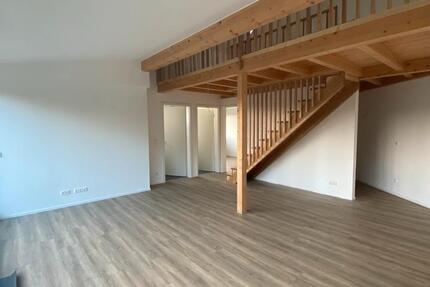3 Zimmer Penthouse Wohnung mit Balkon zimmer