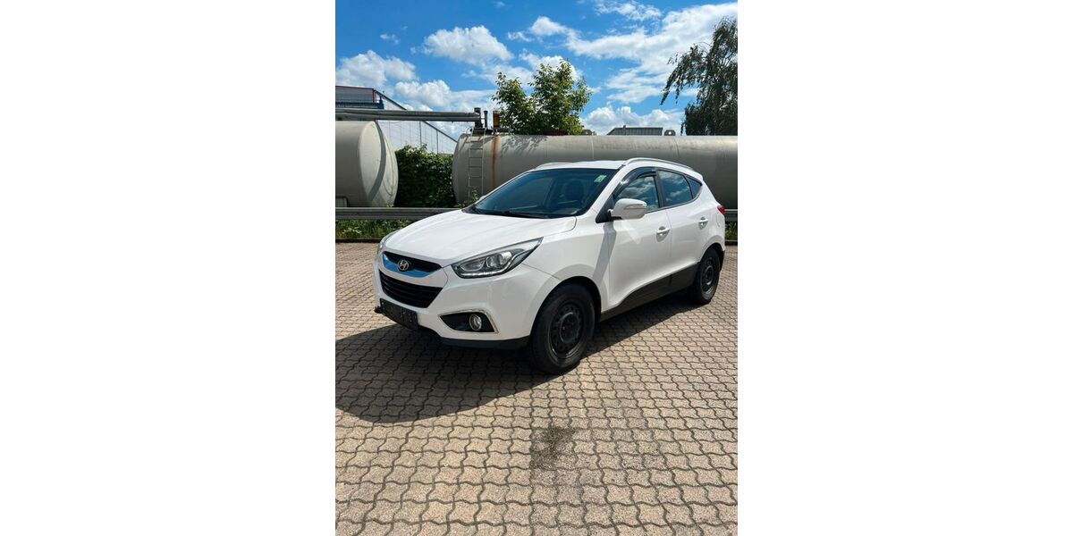 Hyundai ix35 189.000 km 6.800 &euro; Hannover 30179