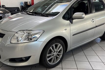 Toyota Auris 130.000 km 6.800 &euro; Leverkusen 51371