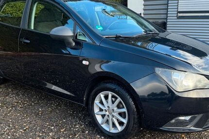 Seat Ibiza 152.320 km 4.890 &euro; Sindelfingen 71065