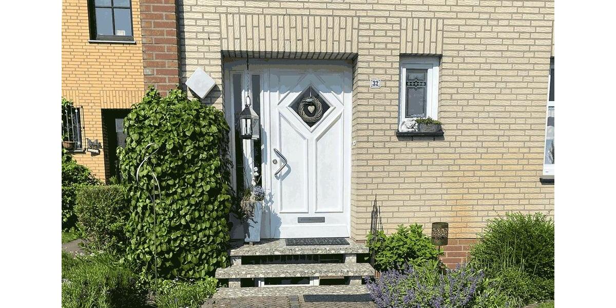 Reihenhaus Geldern - 4 Zimmer, 95 m&sup2;, 329.000&euro; | Angebot:26415720