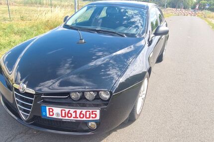 Alfa Romeo 159 163.981 km 6.000 € Berlin 14050