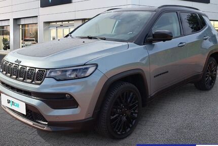 Jeep Compass 81.465 km 26.090 &euro; Jüterbog 14913